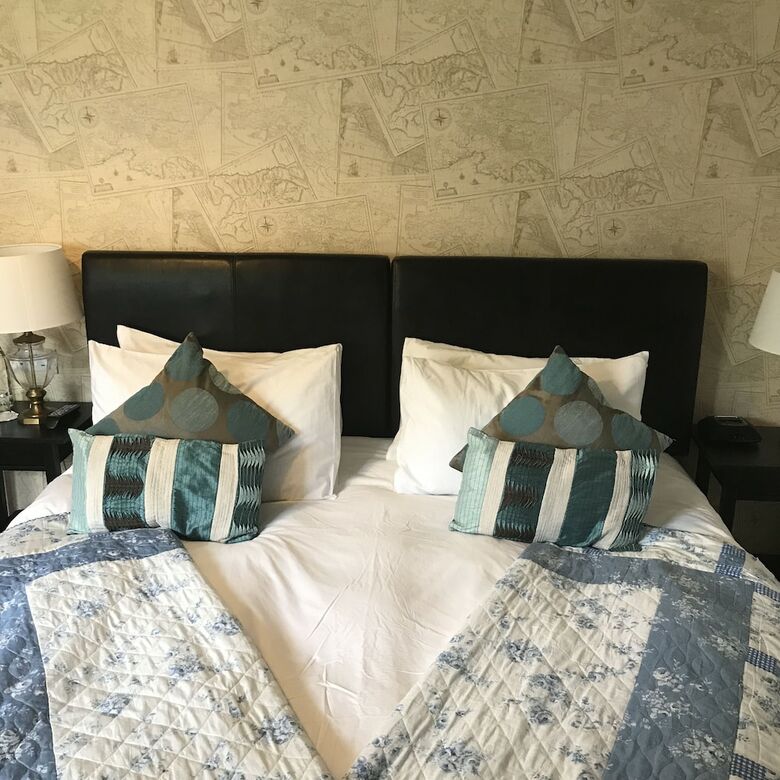 Abalone Guesthouse Bed And Breakfast