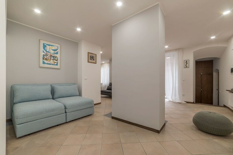 Montecitorio Lovely Apartment