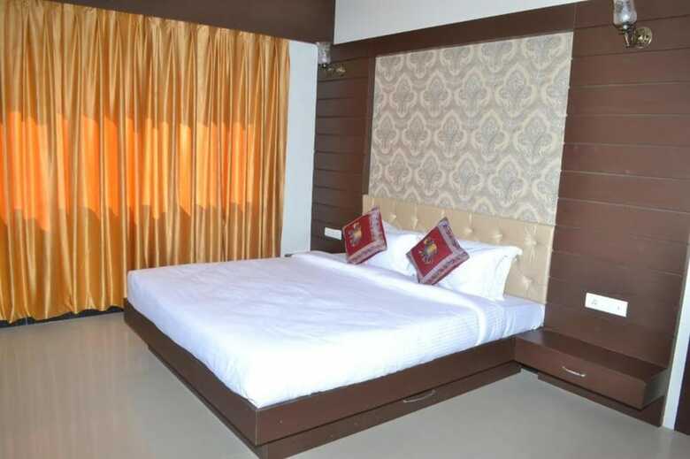 Hotel Krishna Restaurants And Resorts