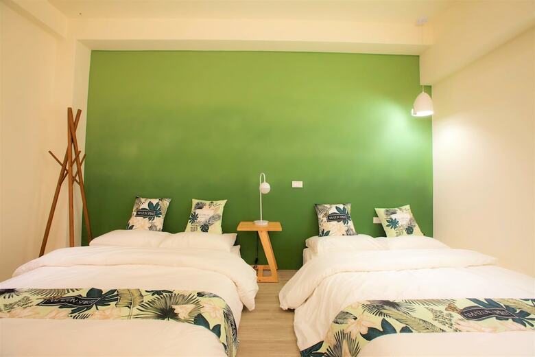 Hotel Red Vacation Rental