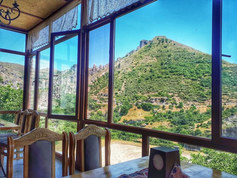 Kirch Hotel & Restaurant