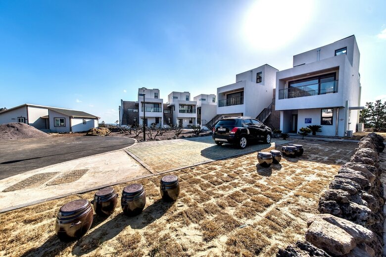 Apartamentos Sbs Love Pension