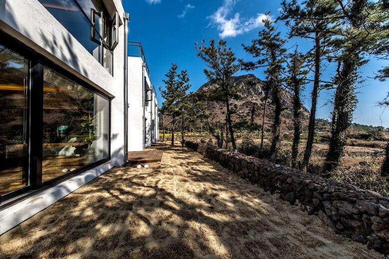 Apartamentos Sbs Love Pension