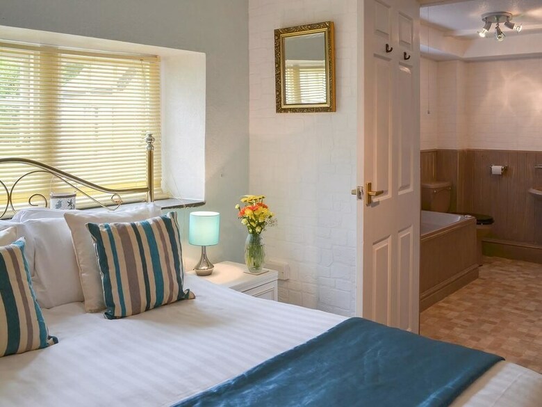 Apartamentos Rosecraddoc Manor Self Catering Holidays