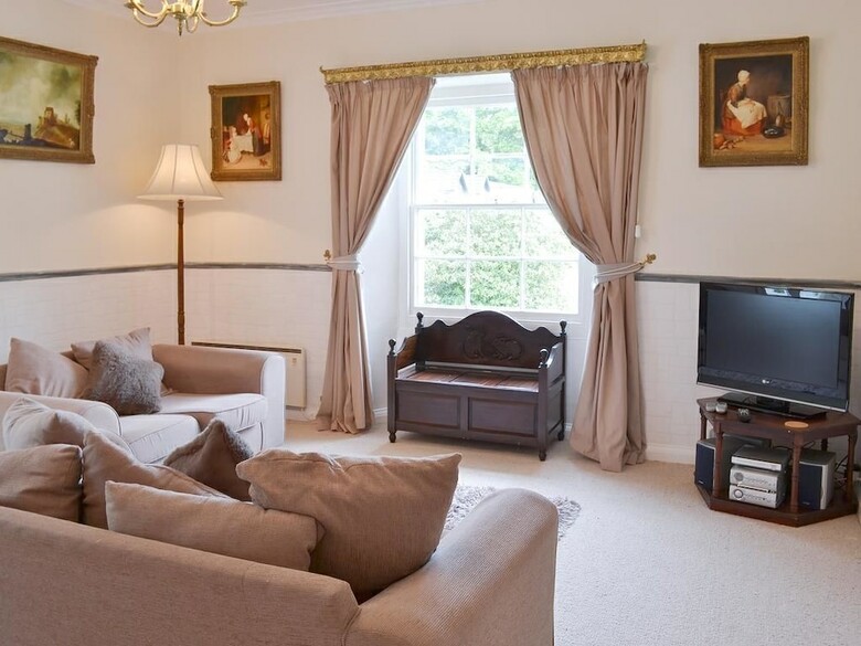 Apartamentos Rosecraddoc Manor Self Catering Holidays