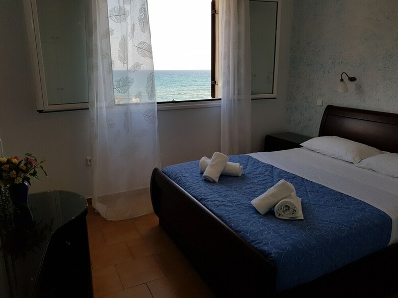 Apartamentos Menigos A3g No58a 2 Bedroom Apt.sea View