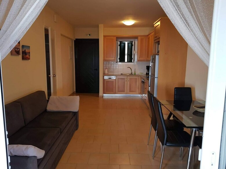 Apartamentos Menigos Ab4g No50 Beachfront 2 Bdr Apt