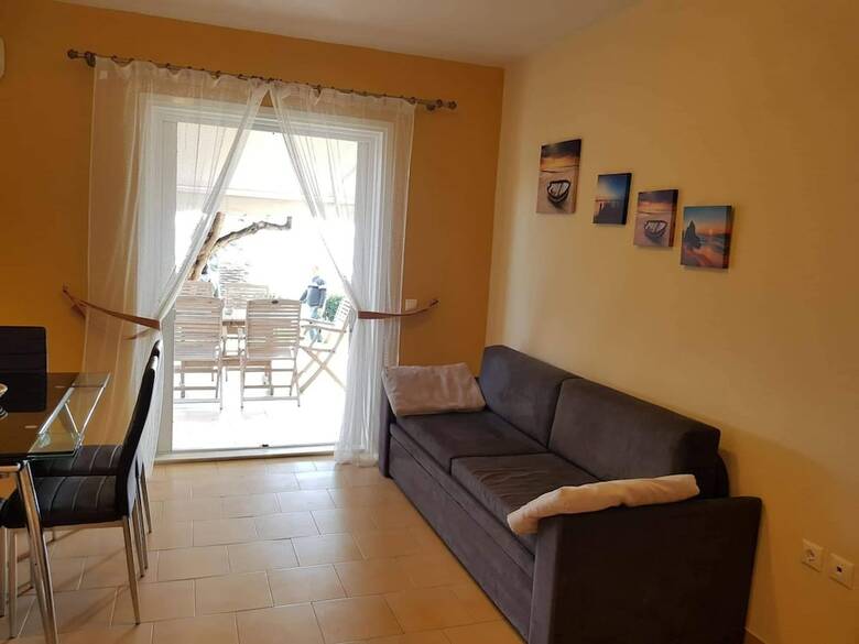 Apartamentos Menigos Ab4g No50 Beachfront 2 Bdr Apt