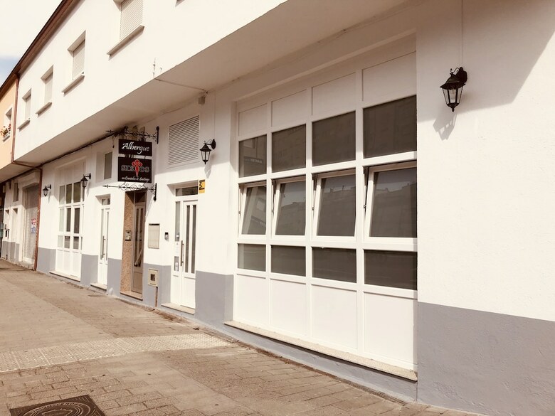 Hostal Albergue Sixtos No Caminho