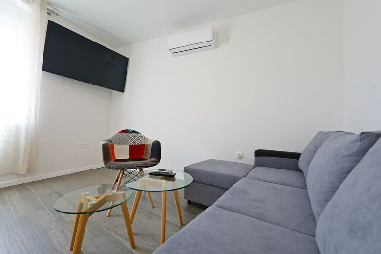 Hotel Pyrotima Apartments