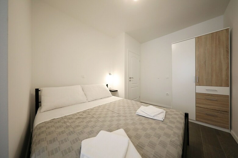 Hotel Pyrotima Apartments