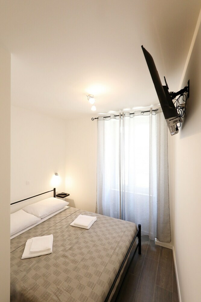 Hotel Pyrotima Apartments