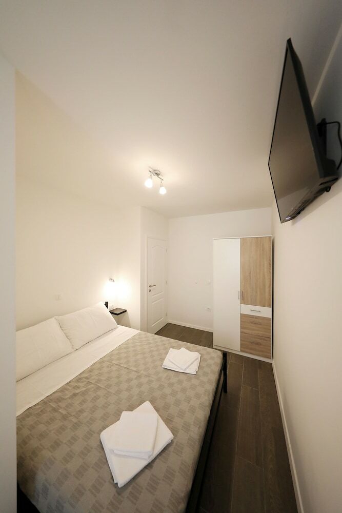 Hotel Pyrotima Apartments