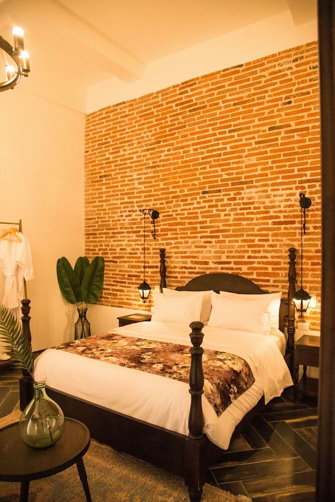 Hotel Soy Local Insignia