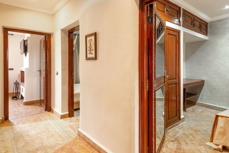 Private Villa In Center