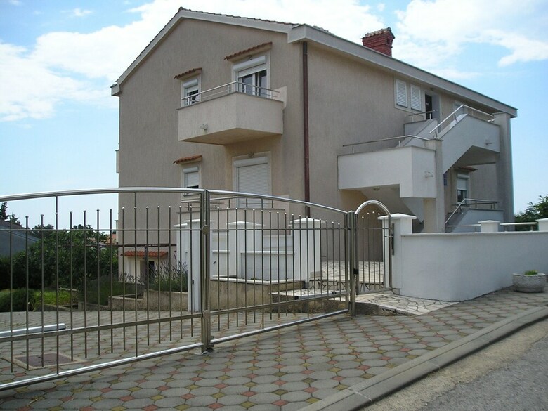Apartments Milana