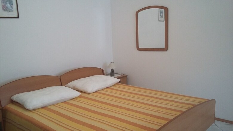 Apartments Milana
