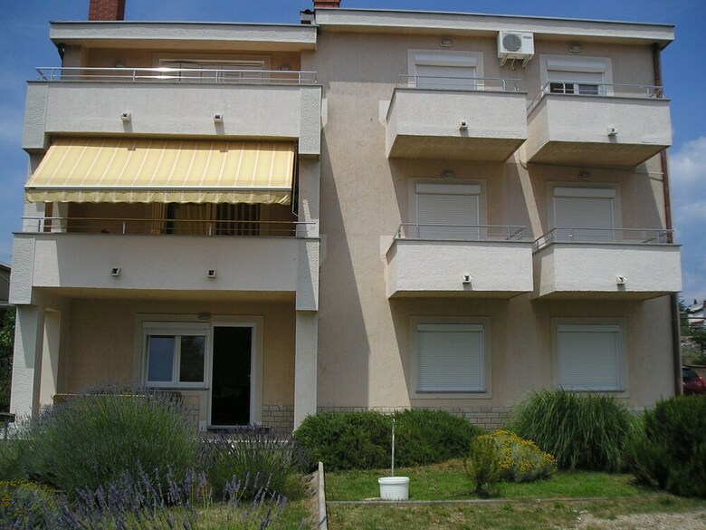 Apartments Milana
