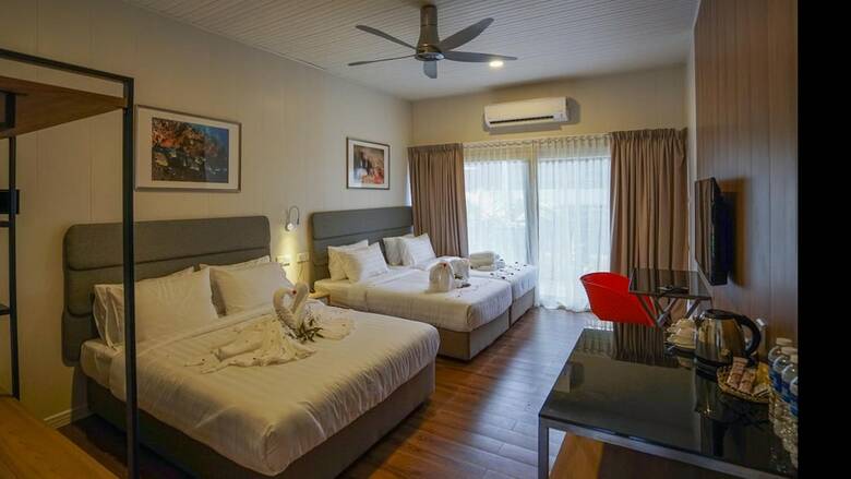 Hotel Aman Tioman Beach Resort