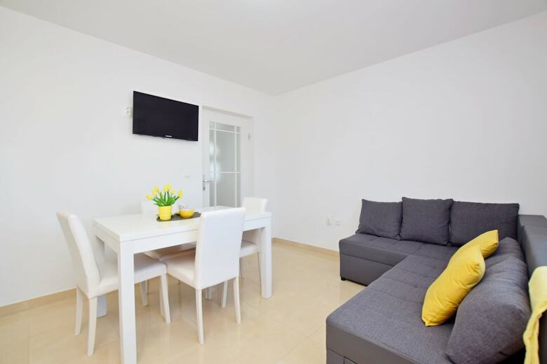 Apartment Maja