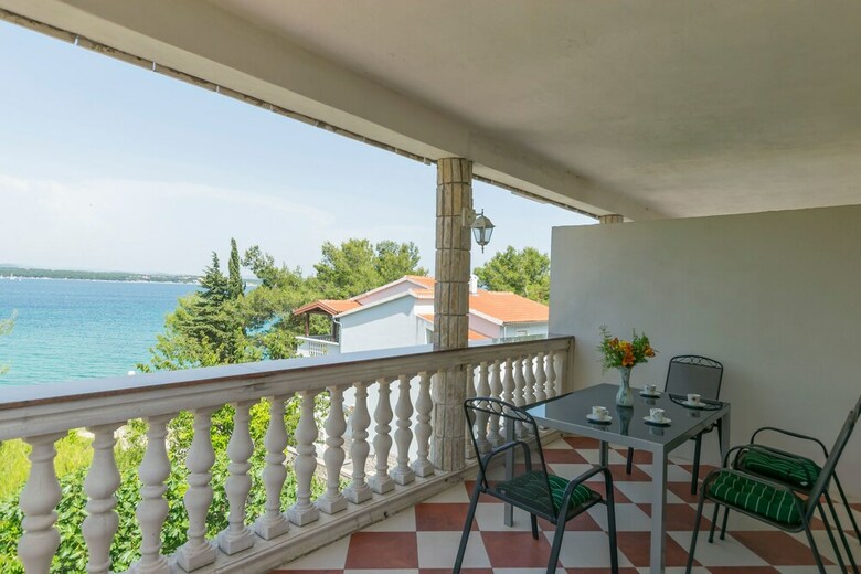 Apartments Beachfront