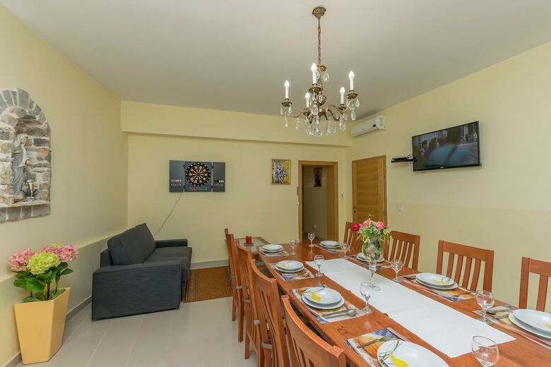 House Vila Rosales