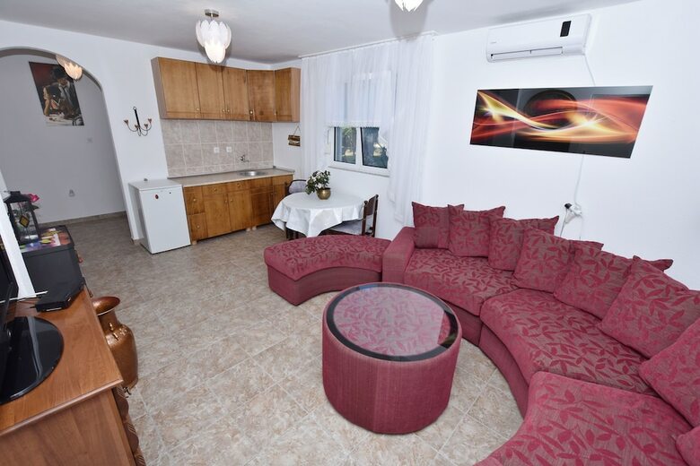 Apartment Alina