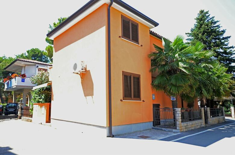 Apartment Milan