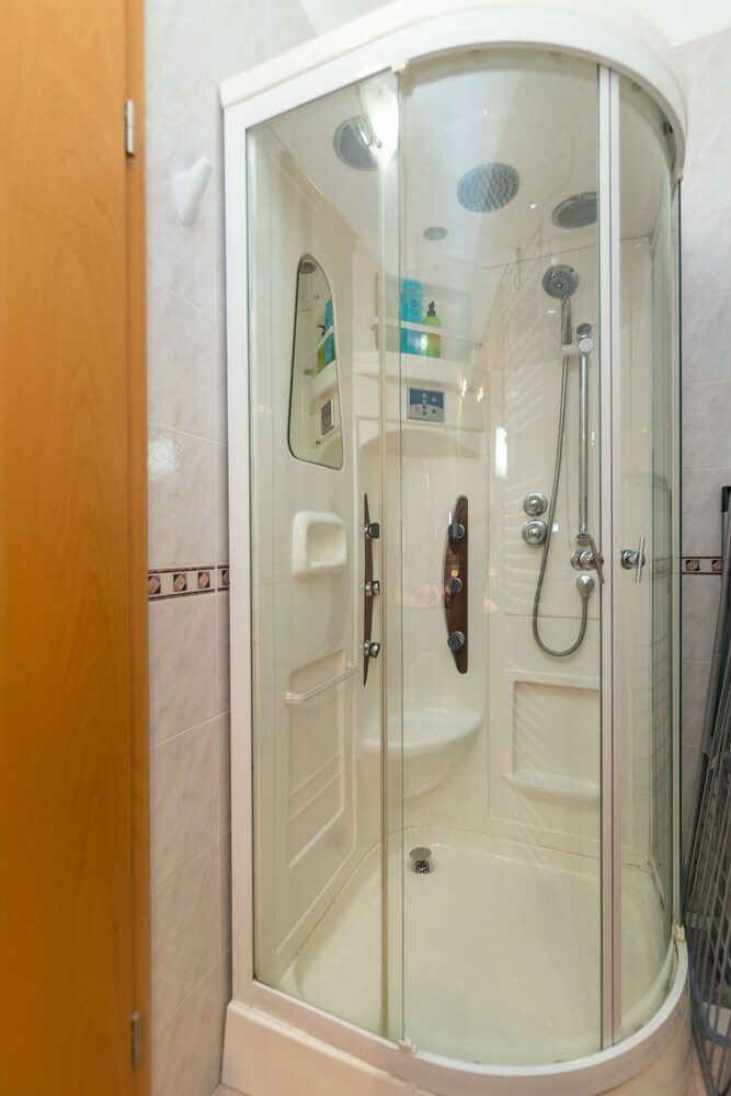 Apartments Villa Adore