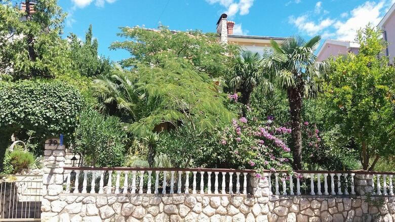 Apartments And Room Mirjana