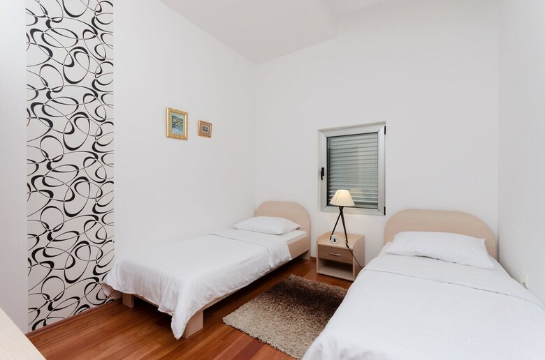 Apartments Valbruna