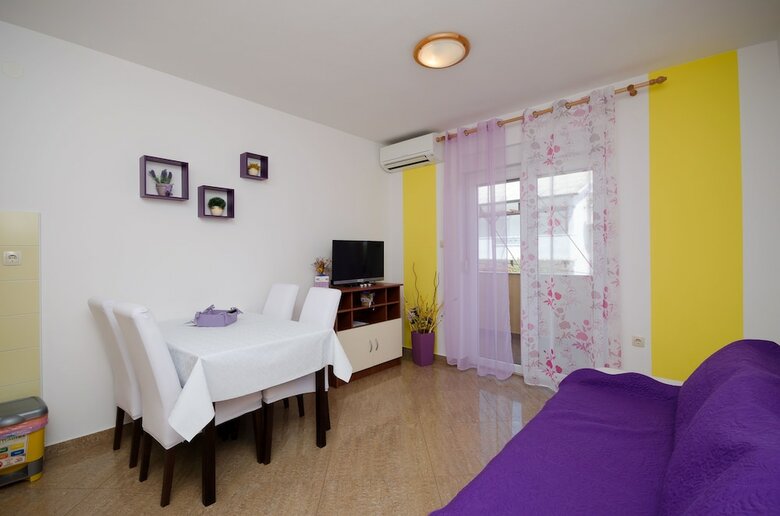Apartments Mirjana