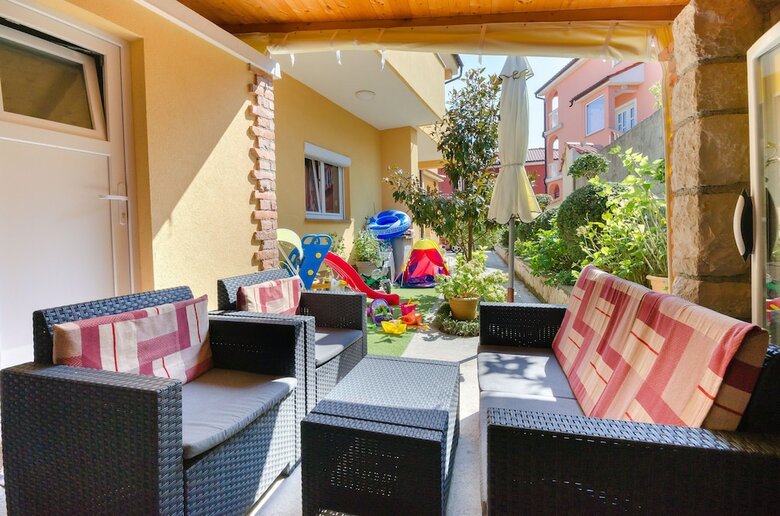 Apartments Mirjana