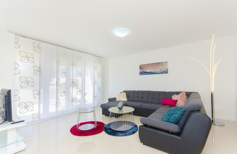 House Villa V