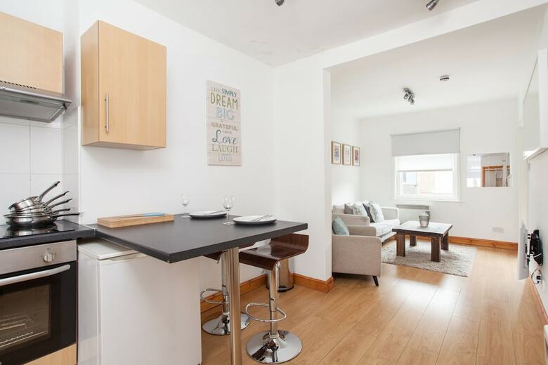 Basic Apartment For Two Amazing Location