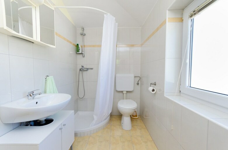 Apartment Mladen