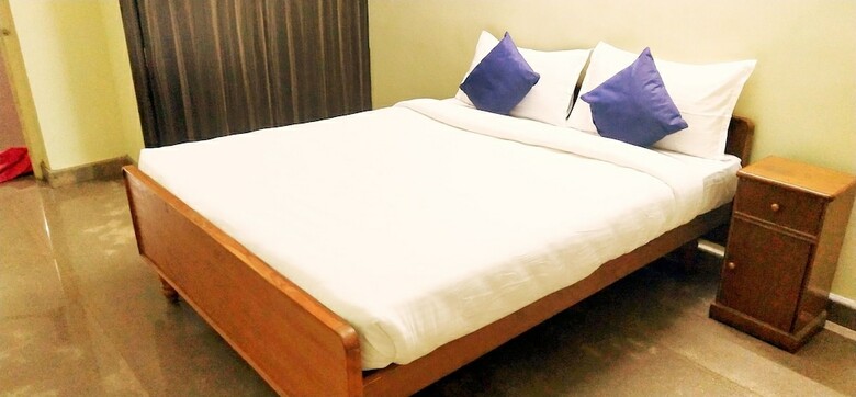 Hotel Star Residency