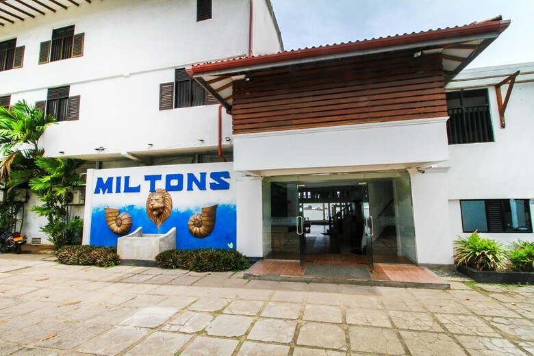 Hotel Oyo 251 Milton Beach Resort
