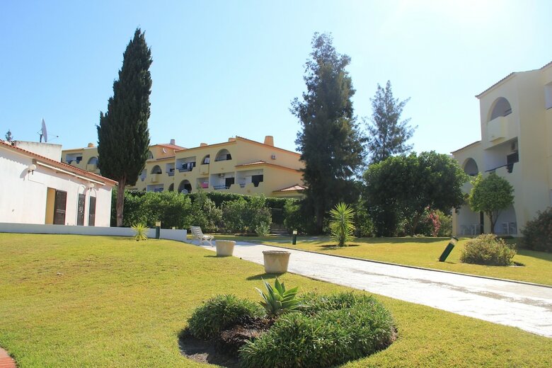 S�o Jo�o Sand T1 Apartment By Rental4all