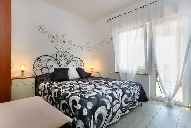 Apartments And Rooms Gordana