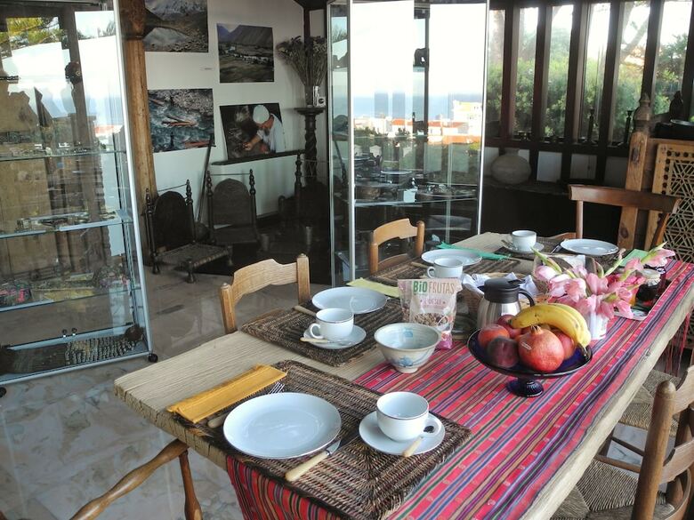 Casa Do Oriente - Bed & Breakfast