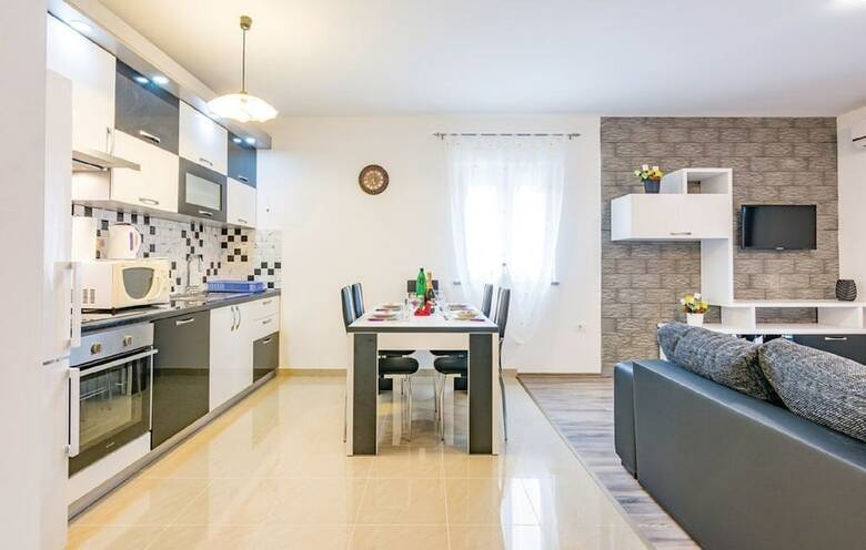 Holiday House Pudarica
