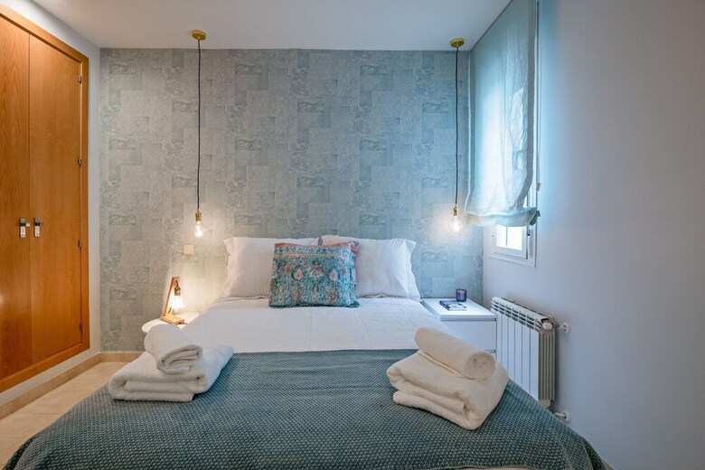 Apartamentos Apto La Latina Plaza Cascorro Ecm18