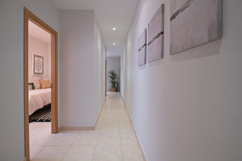Apartamentos Apto La Latina Plaza Cascorro Ecm18