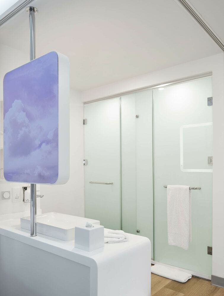 Hotel Yotelair Istanbul Airport Airside