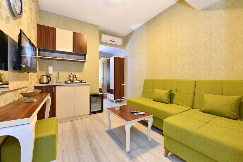 Sea Moon Hotel