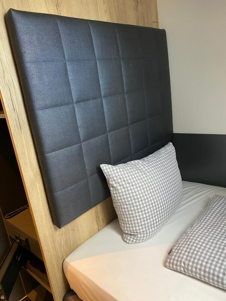 Munich Deluxe Hotel