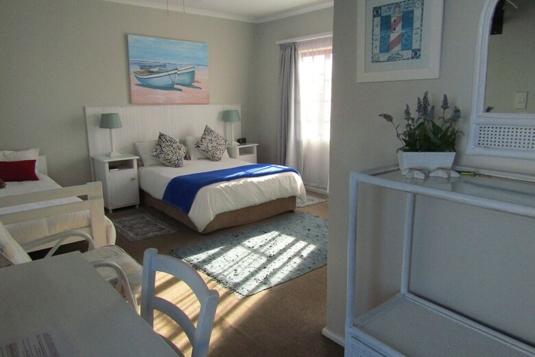Bed & Breakfast Blouberg Dolphin Inn