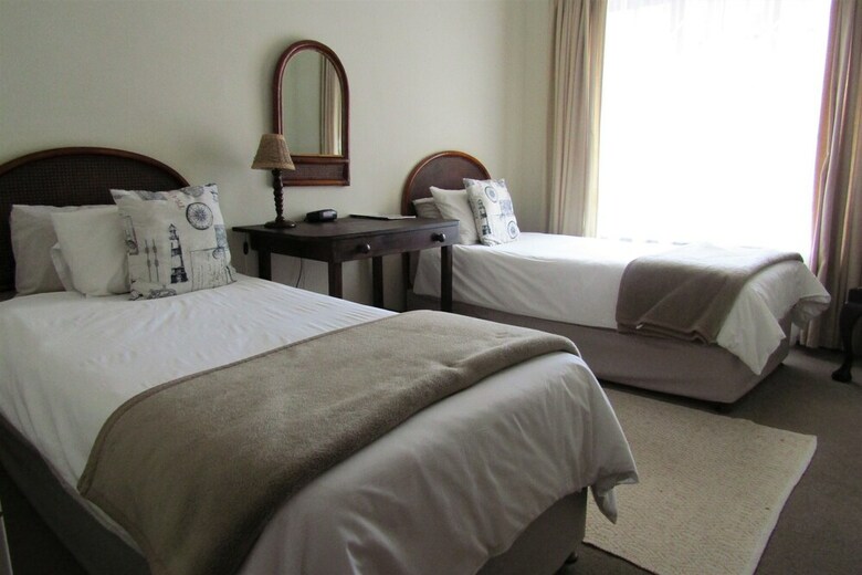 Bed & Breakfast Blouberg Dolphin Inn