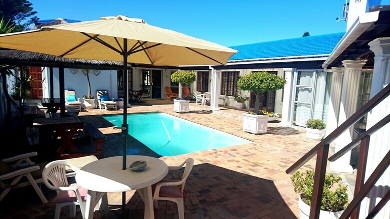 Bed & Breakfast Blouberg Dolphin Inn